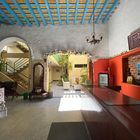 Hotel Granate Санта Марта Екстериор снимка