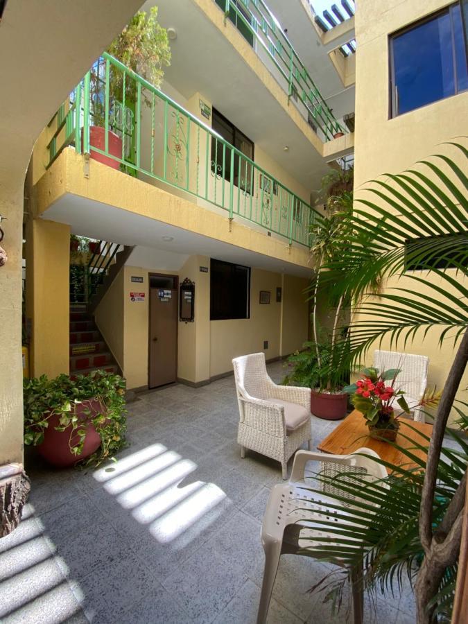 Hotel Granate Санта Марта Екстериор снимка
