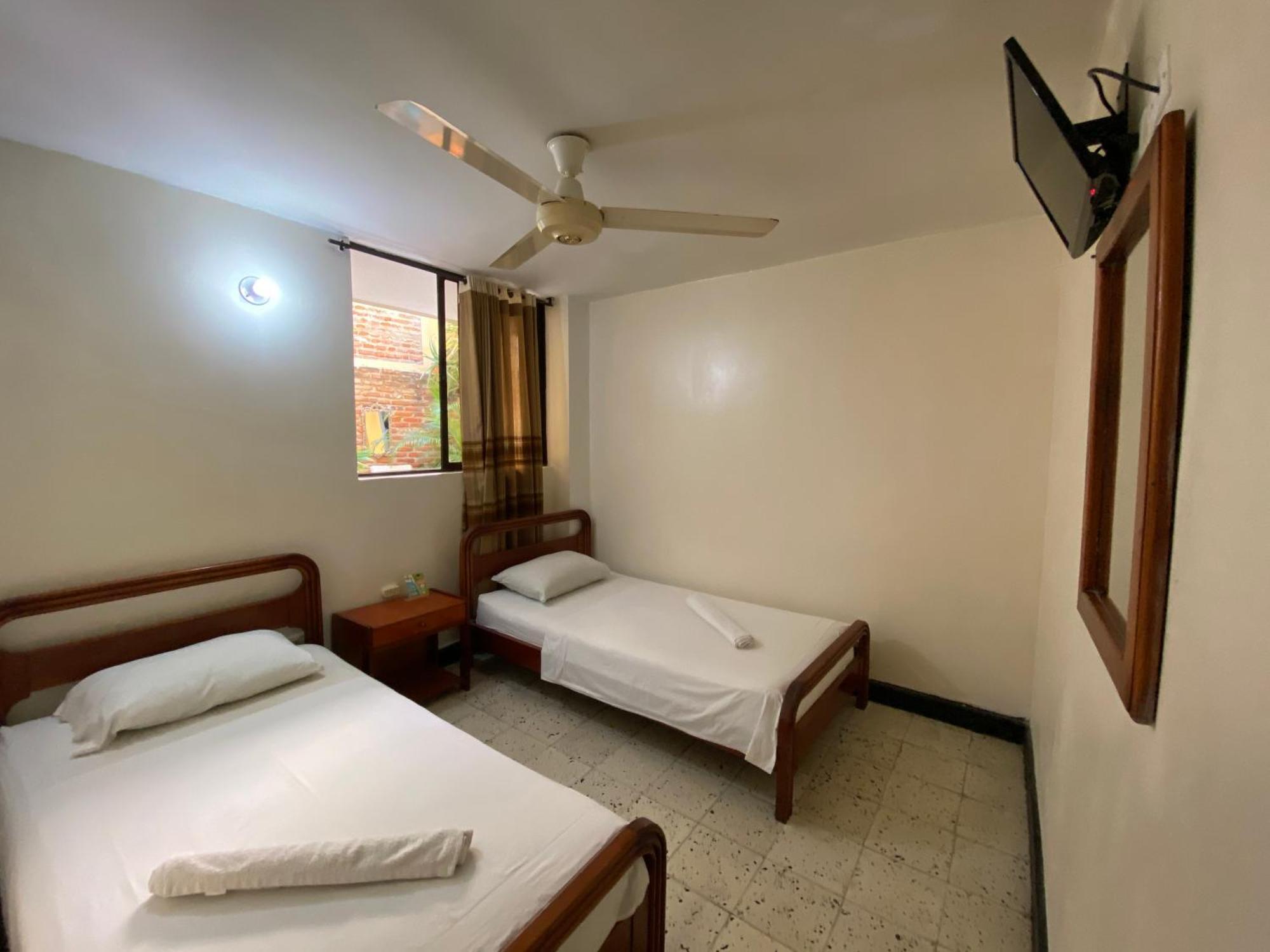 Hotel Granate Санта Марта Стая снимка