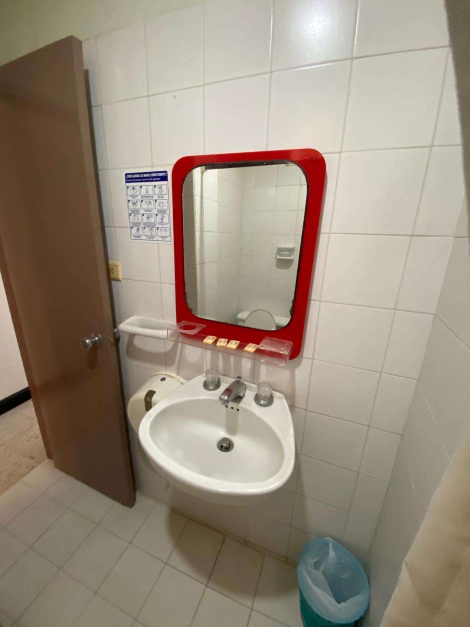 Hotel Granate Санта Марта Стая снимка